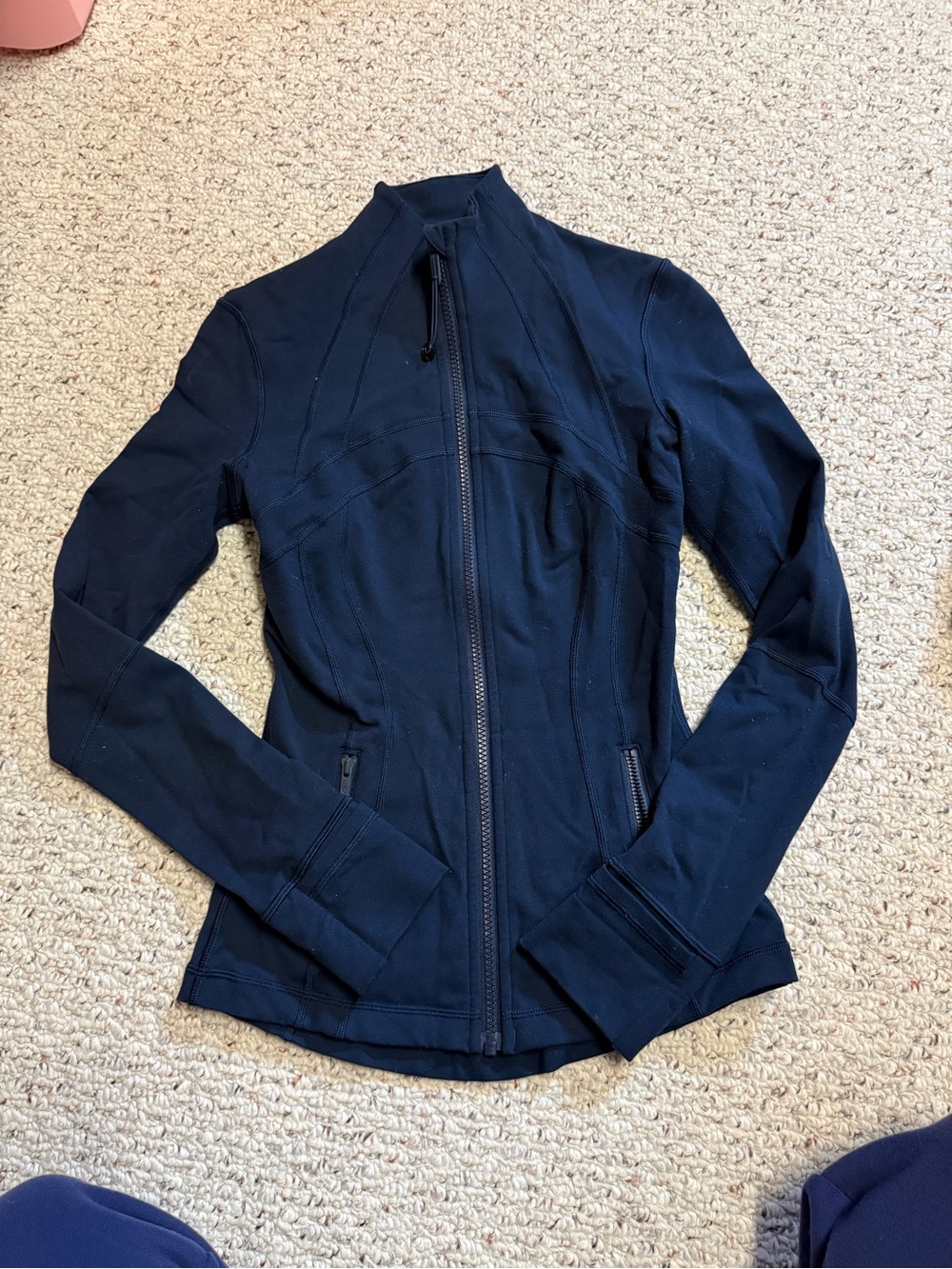 Lululemon Size 2 Lot - Picture 4 of 9